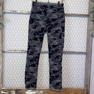 DG2 Reversible Pullon Camouflage Jeans - XXS